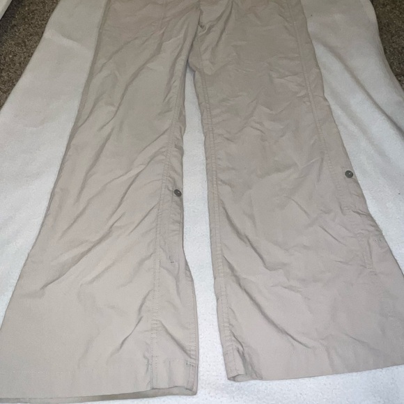 Patagonia Men's Light Gray Cargo Pants - Picture 2 of 12